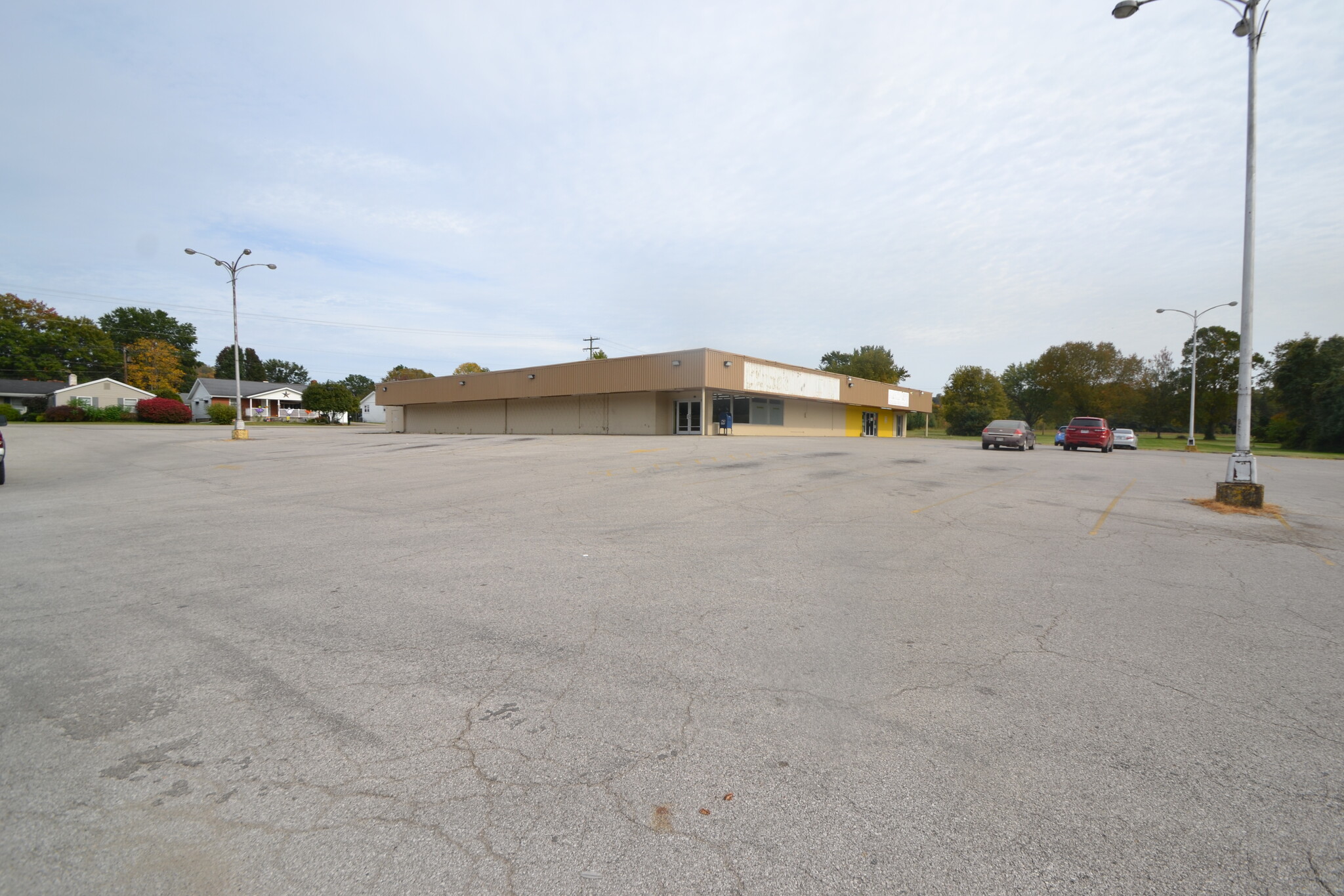 1650-1670 US Highway 52, Aberdeen, OH for Sale