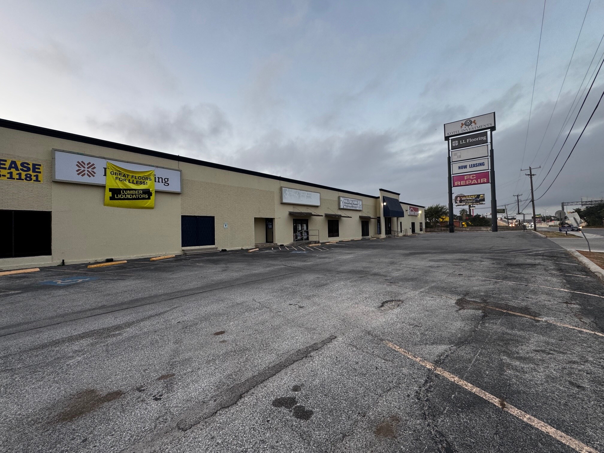 2200-2206 NW Loop 410, San Antonio, TX for Rent