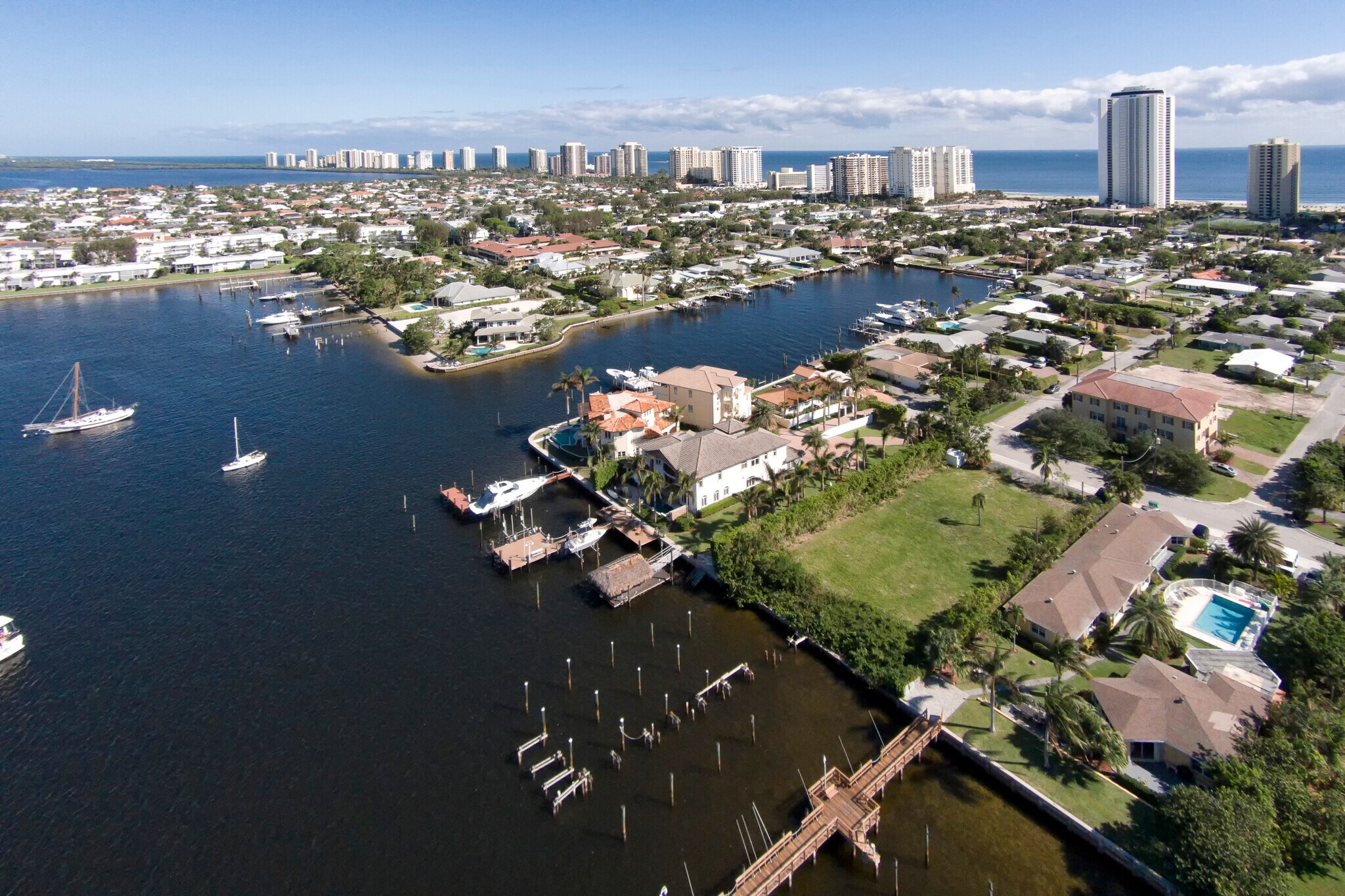 2715 Lake Dr, Riviera Beach, FL for Sale