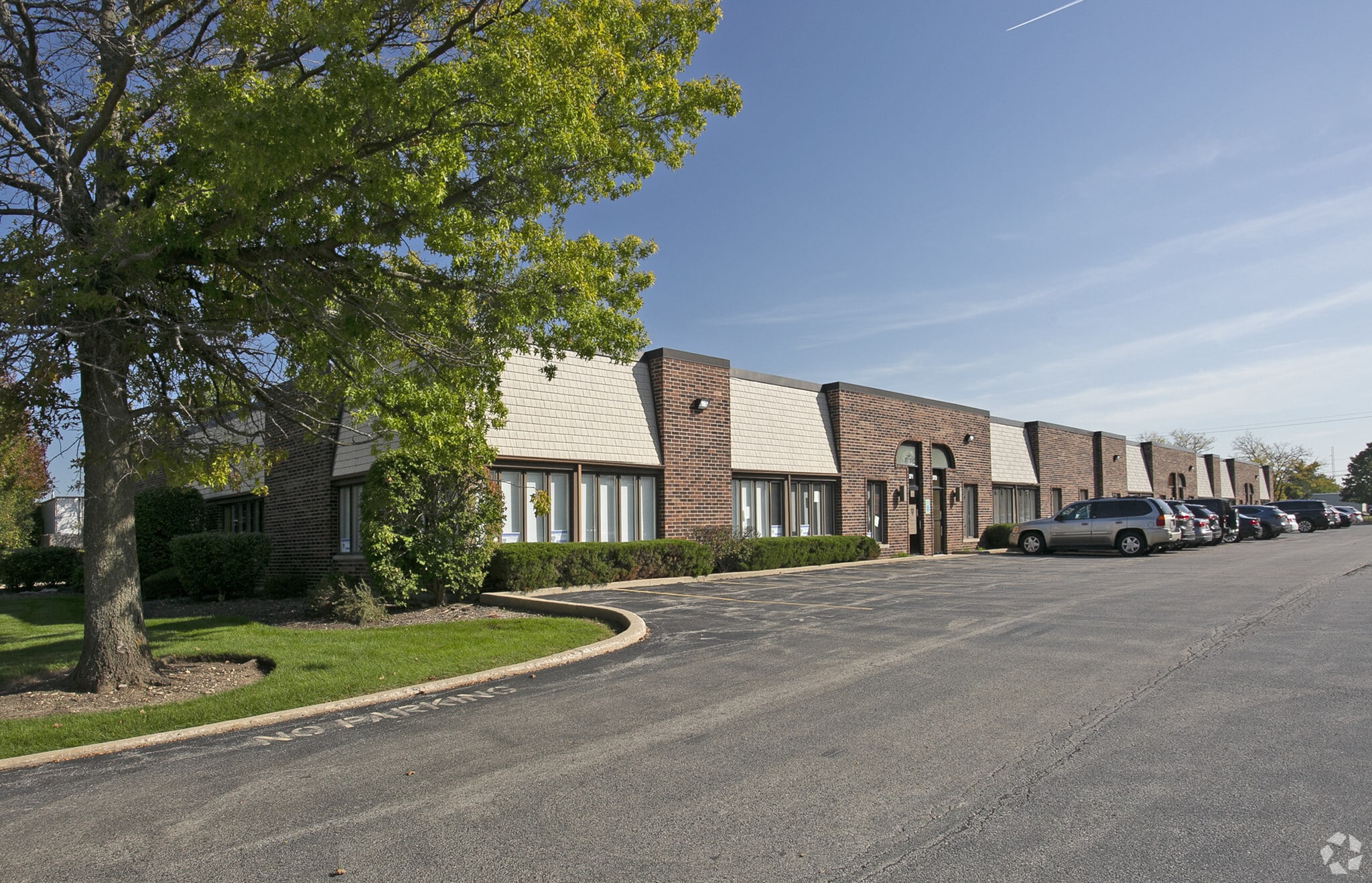 271-285 E Helen Rd, Palatine, IL for Sale