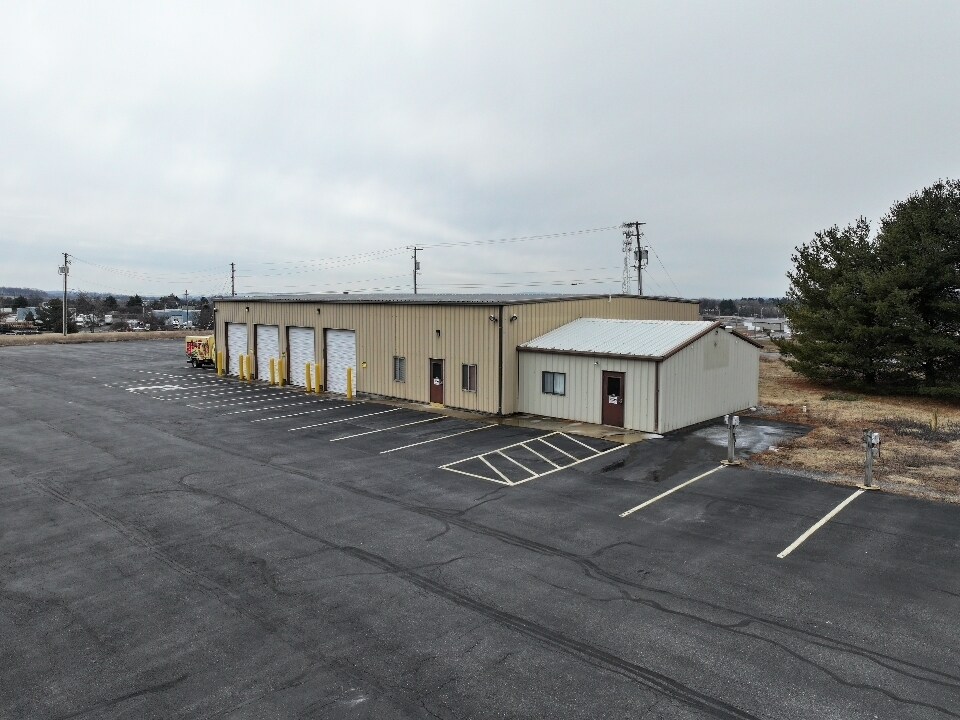 27 Feick Industrial Dr, Hamburg, PA for Rent