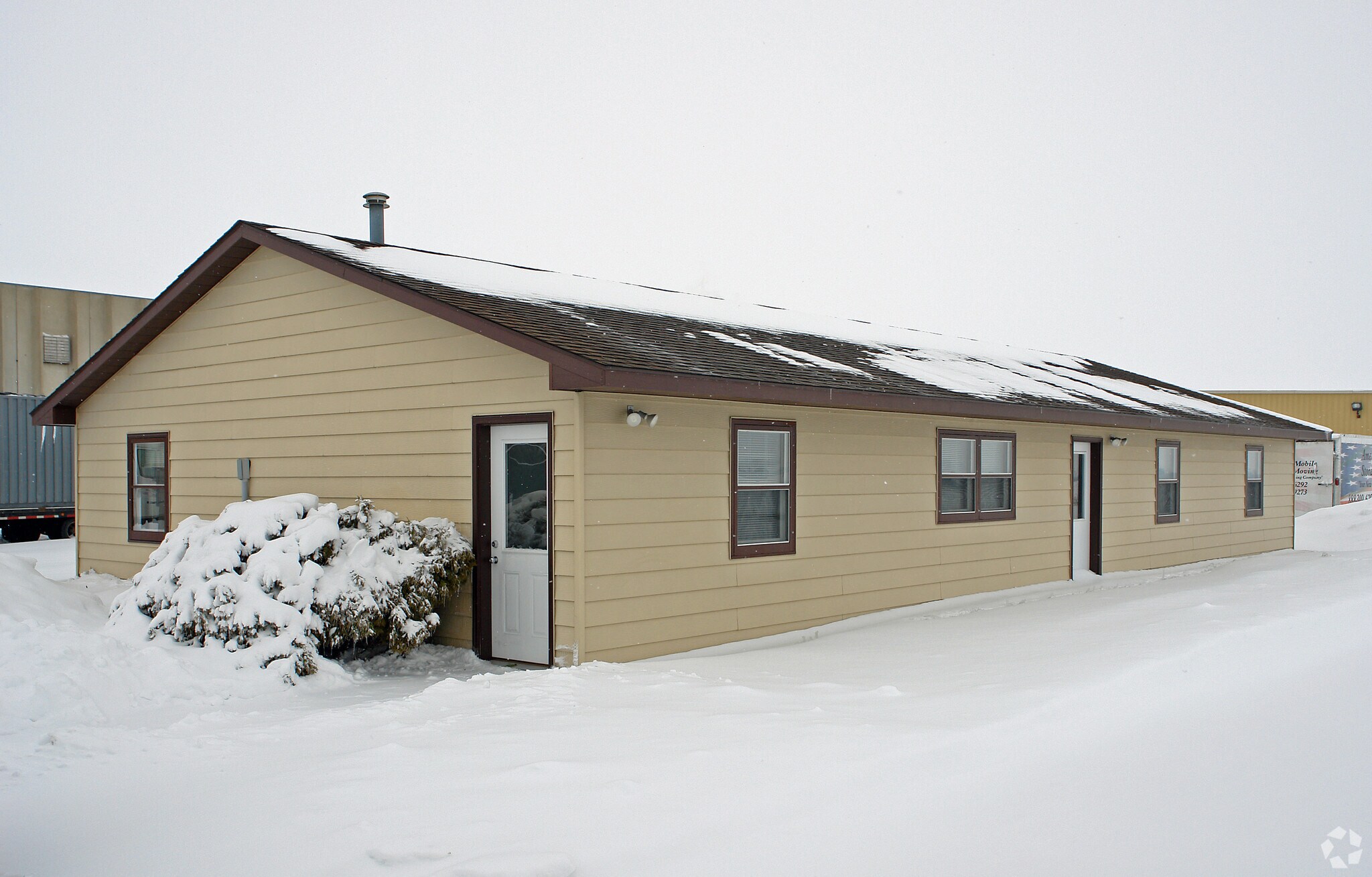 630 3rd St NW, Wells, MN for Rent