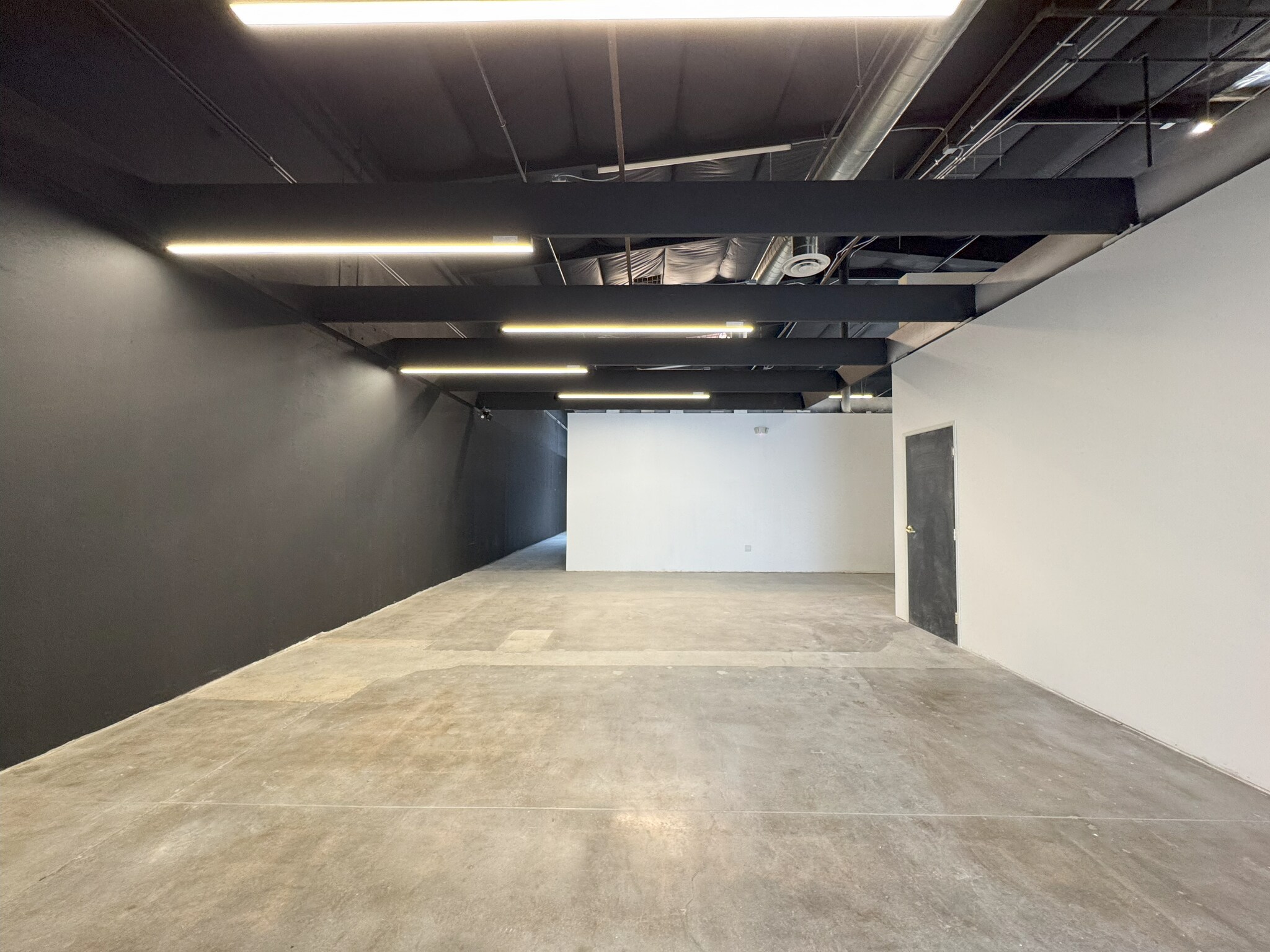 940-944 E 4th St, Los Angeles, CA for Rent