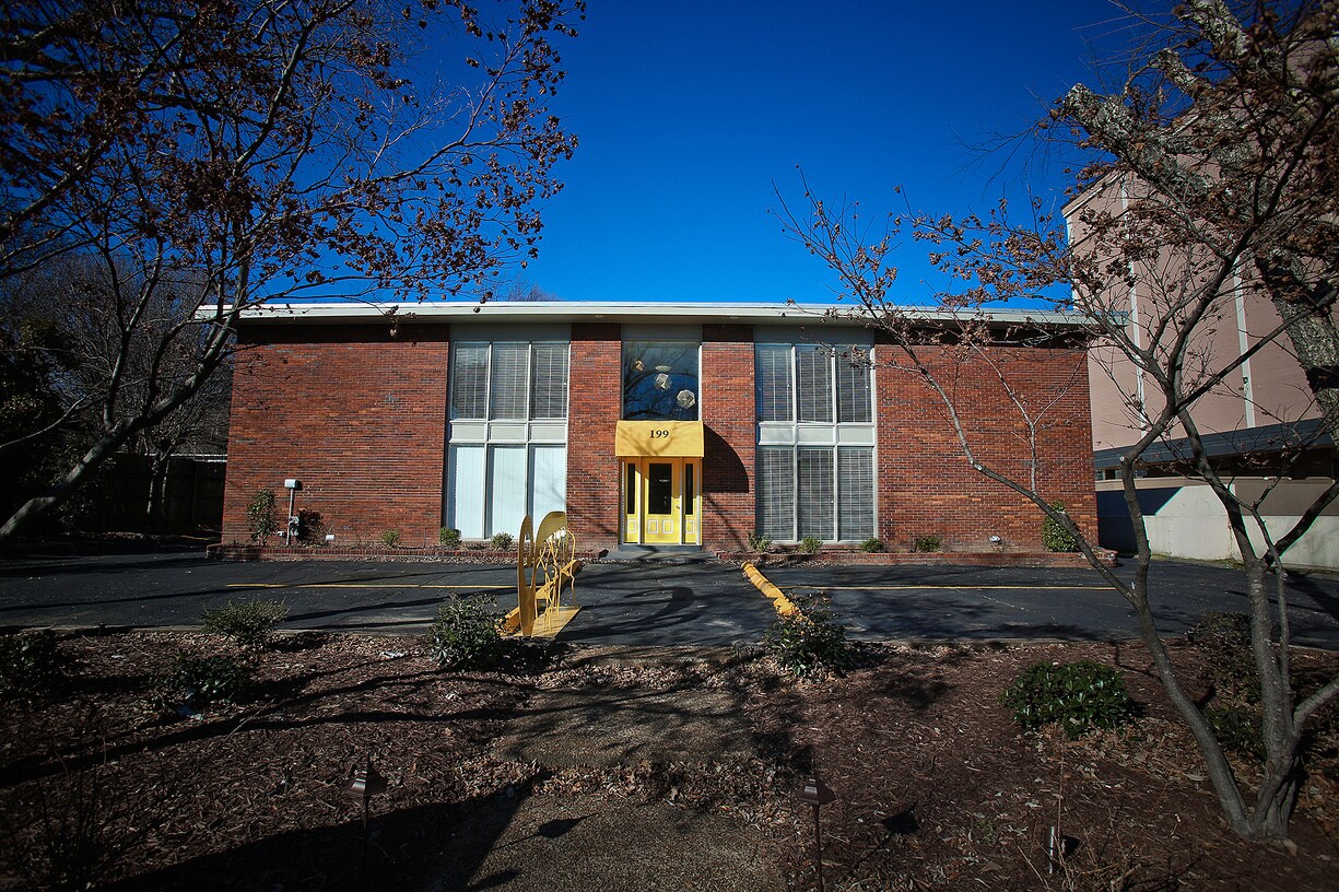 199 S McLean Blvd, Memphis, TN for Sale