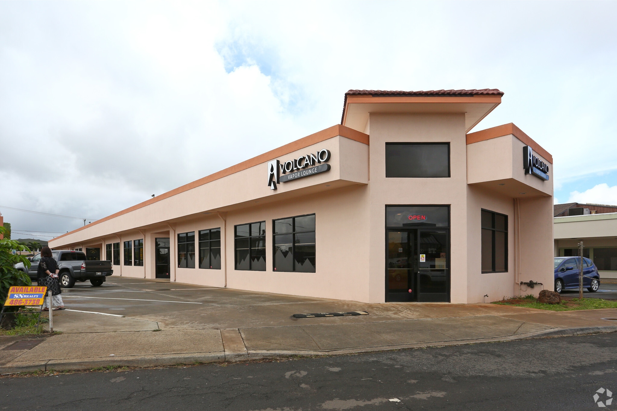 64 Kukui St, Wahiawa, HI for Rent