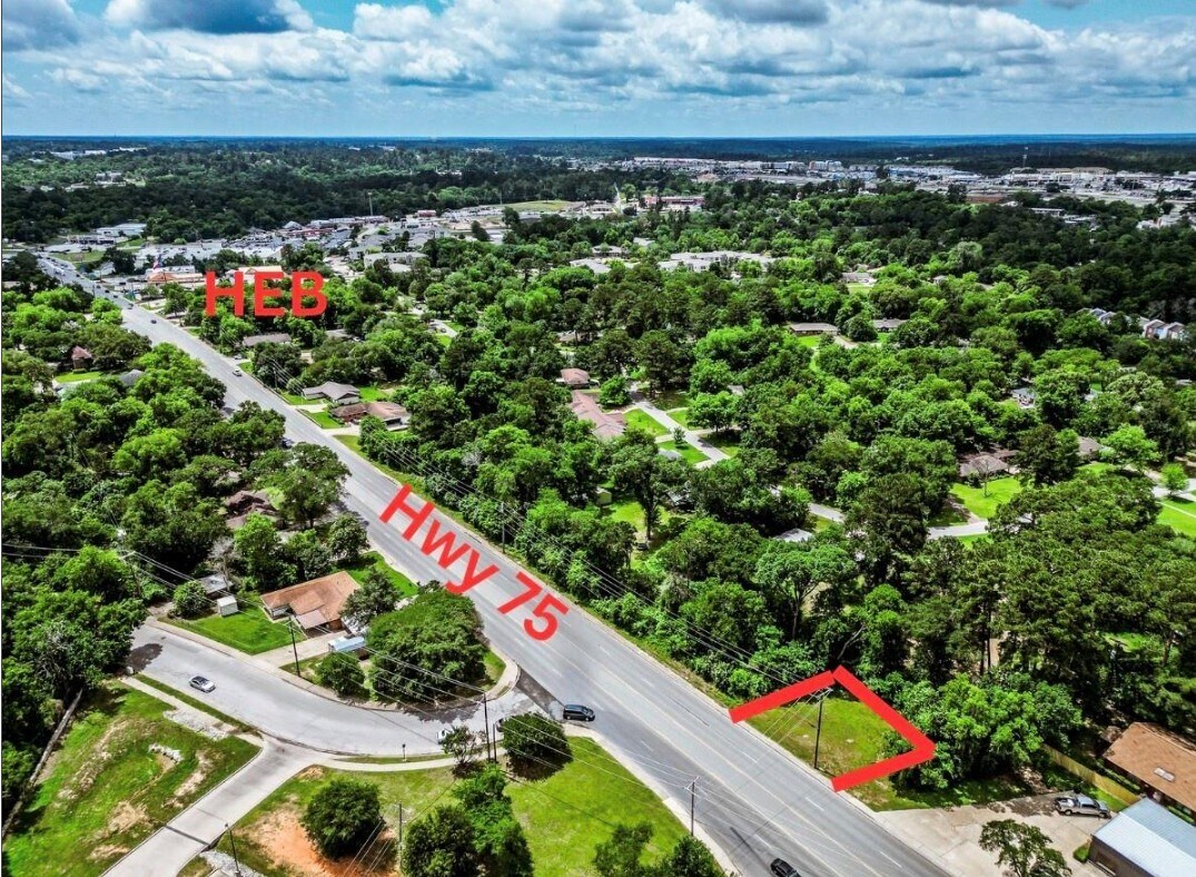 203 State Highway 75 N, Huntsville, TX for Rent