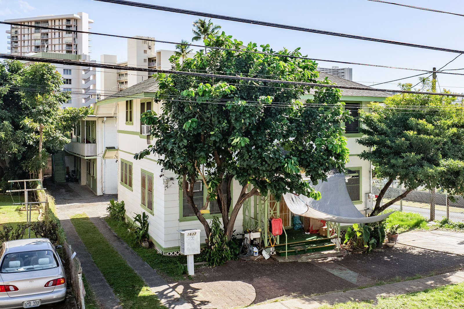 1637 Kewalo St, Honolulu, HI for Sale