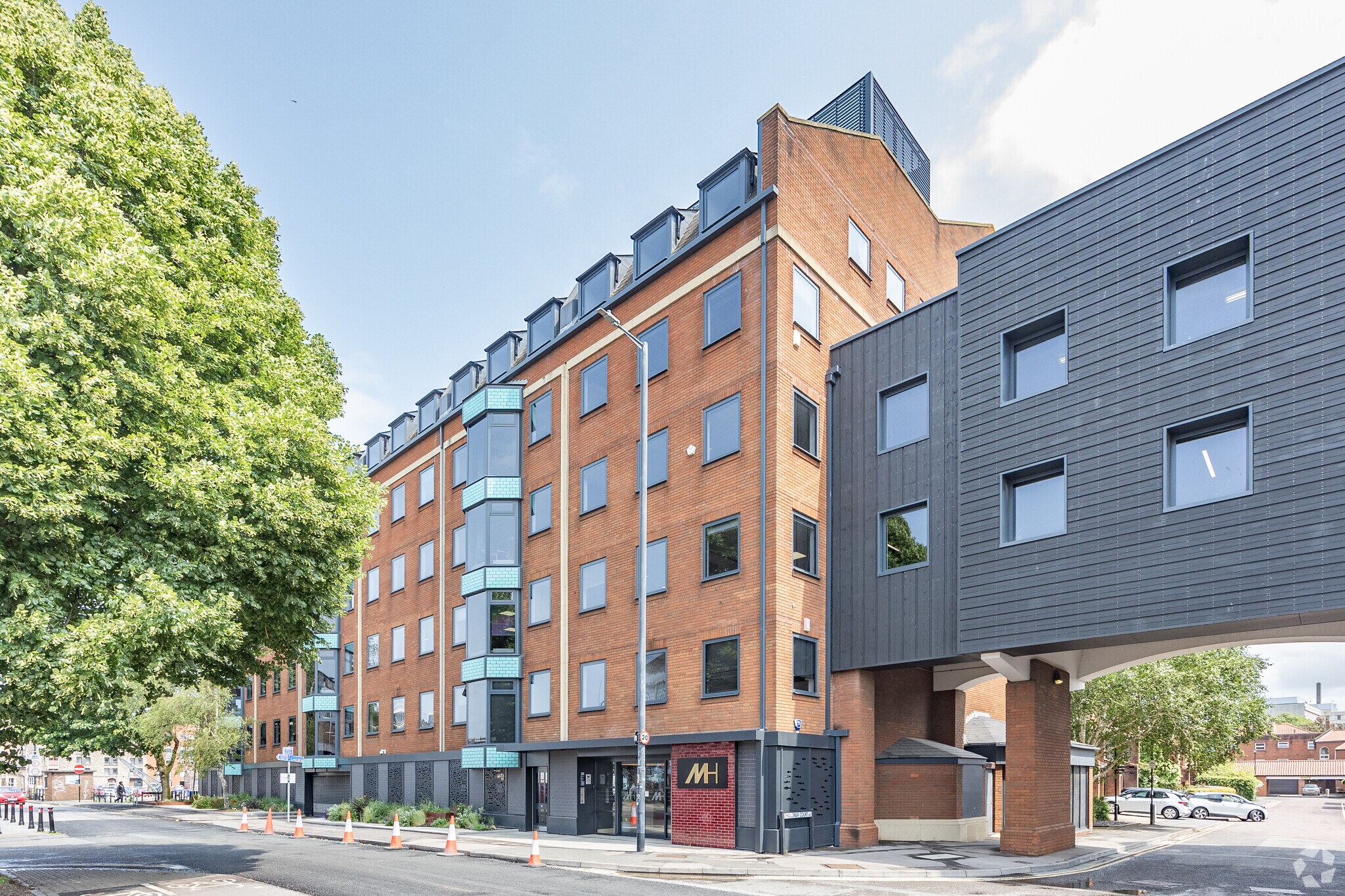 Wapping Rd, Bristol, BST for Rent