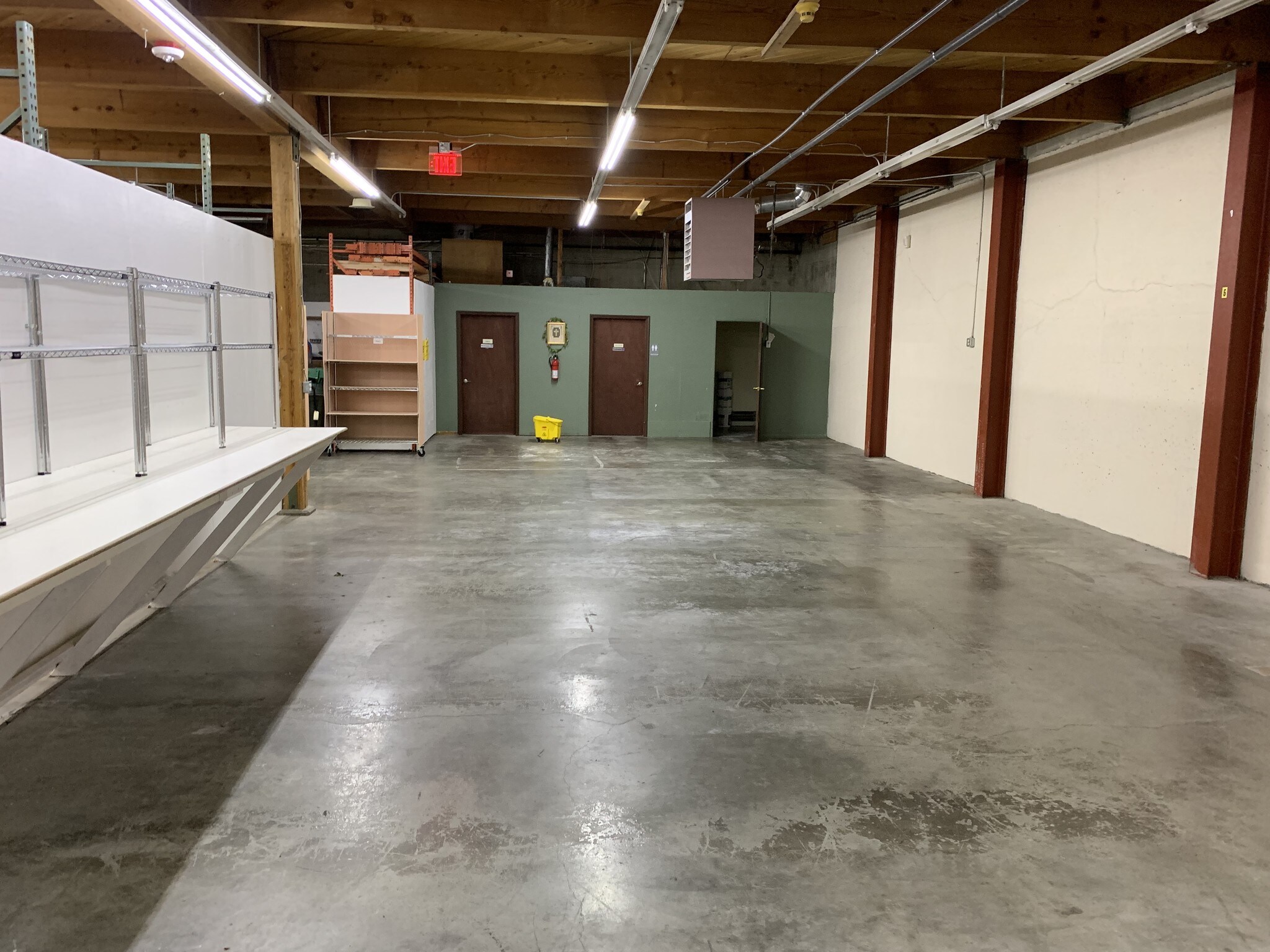 335 N Wycoff Ave Bremerton, WA 98312 Industrial Property for Lease on
