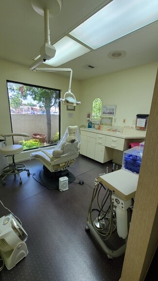 Bakersfield, CA Office/Medical - 1735 28th St