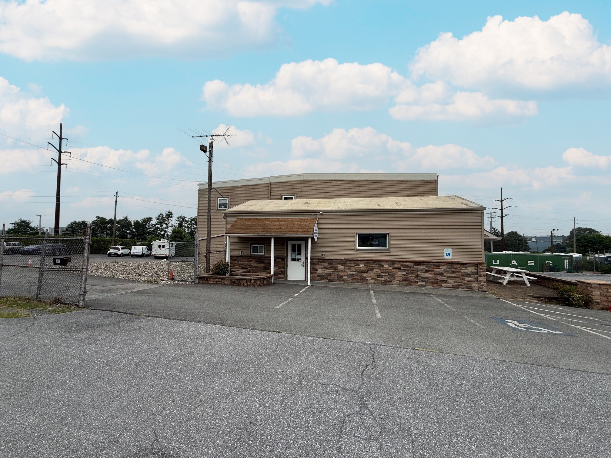 1405 Vermont Ave, Lancaster, PA for Rent