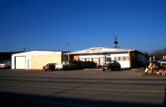 Grand Prairie, TX Warehouse - 301 SE 14th St Grand Prairie, TX Warehouse - 301 SE 14th St