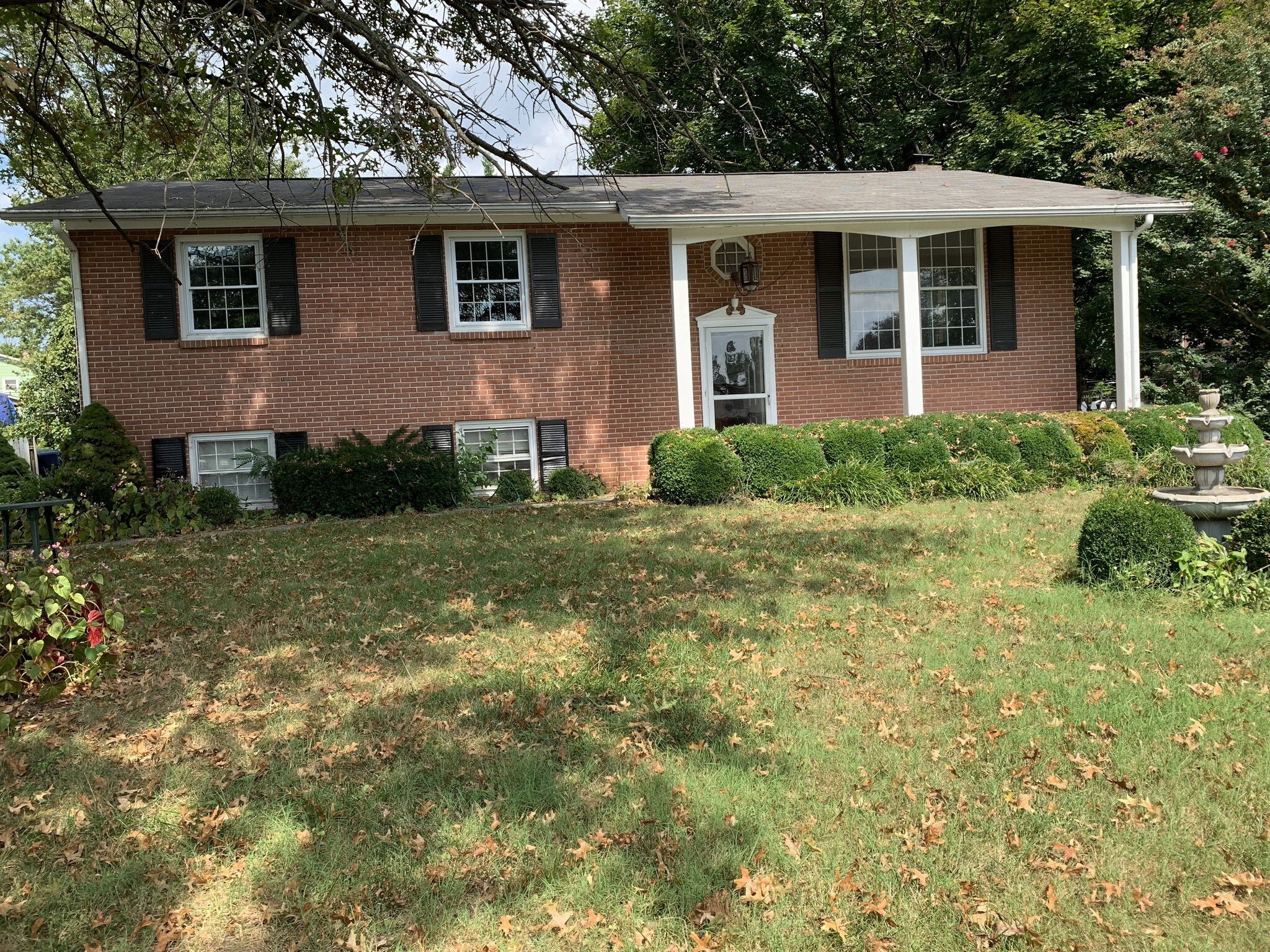 6614 Tuscarora Dr, Frederick, MD for Sale