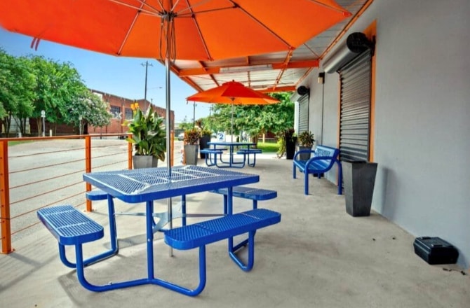 812 Live Oak St, Houston, TX for Rent