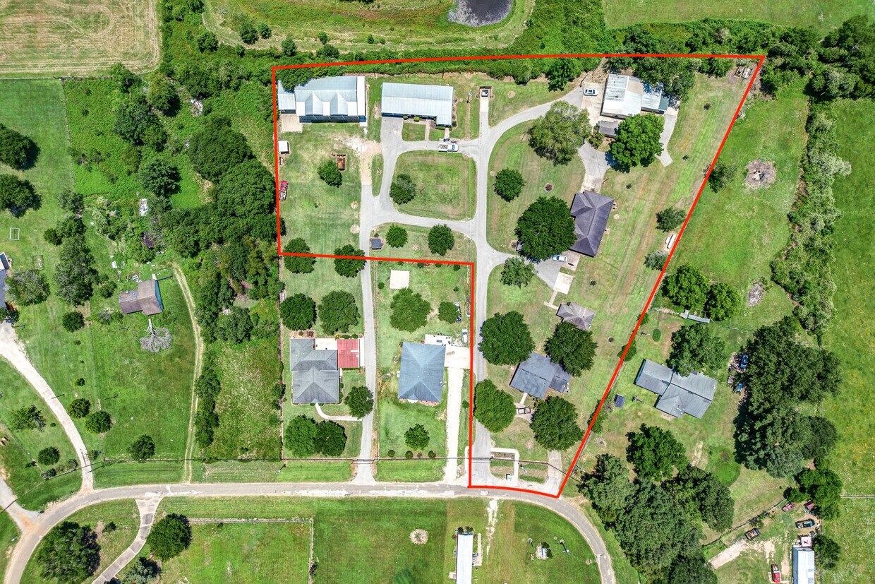 37557 Meadowview Dr, Hempstead, TX for Sale
