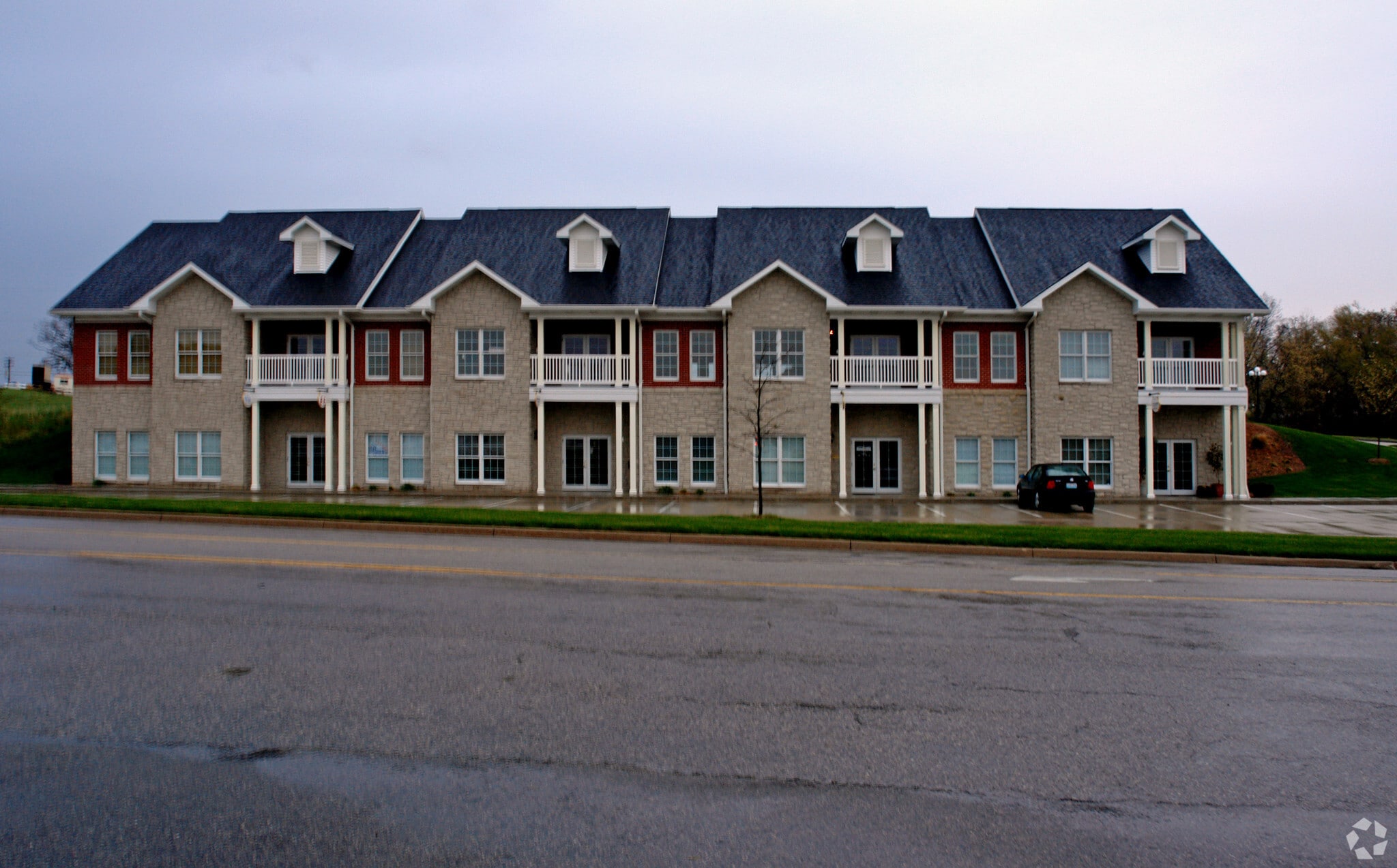 3432 W Truman Blvd, Jefferson City, MO for Sale