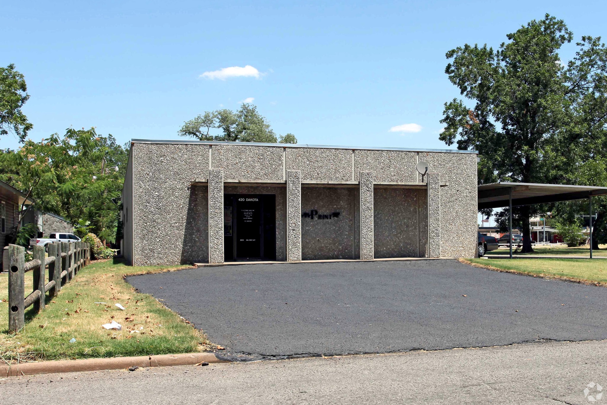 420 W Dakota Ave, Chickasha, OK for Sale
