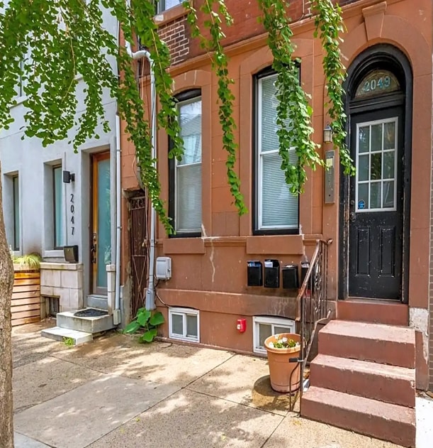 2049 E Susquehanna Ave, Philadelphia, PA for Sale