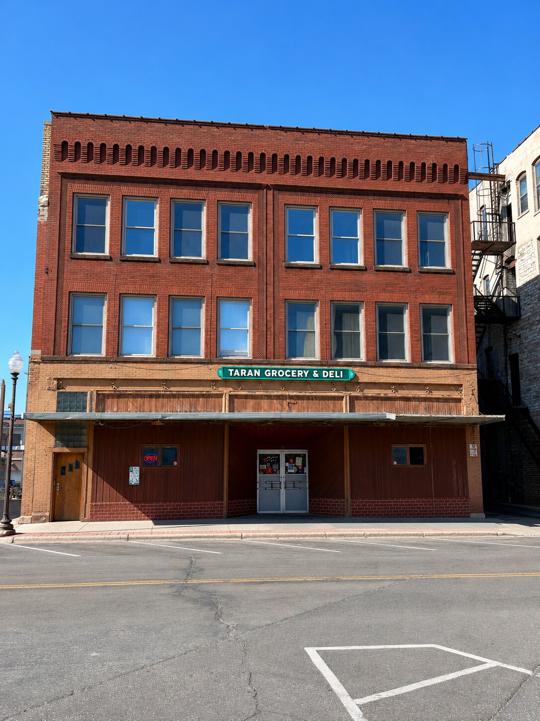 14 3rd St NW, Faribault, MN for Sale