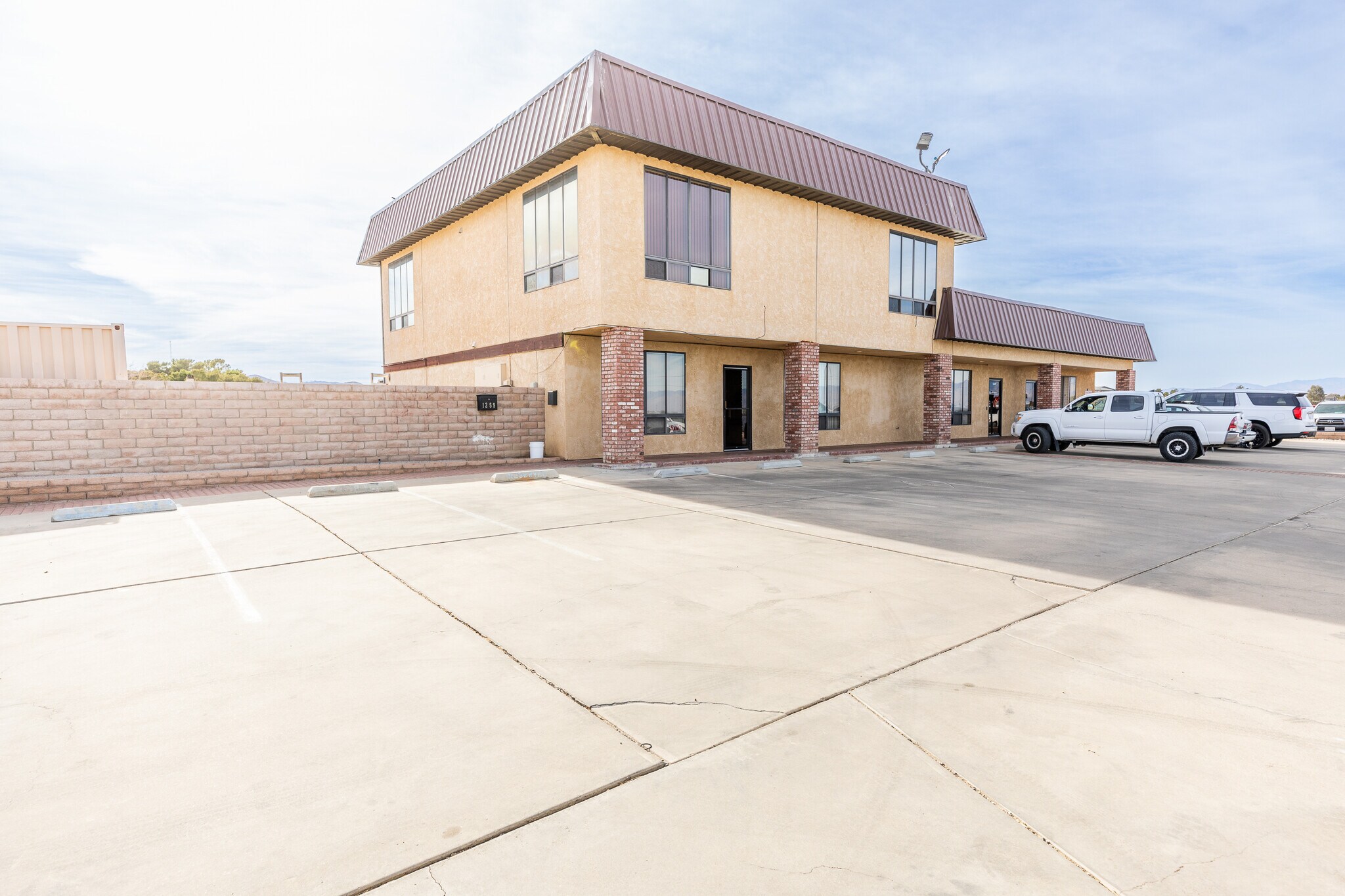 1249 E Ridgecrest Blvd, Ridgecrest, CA for Sale
