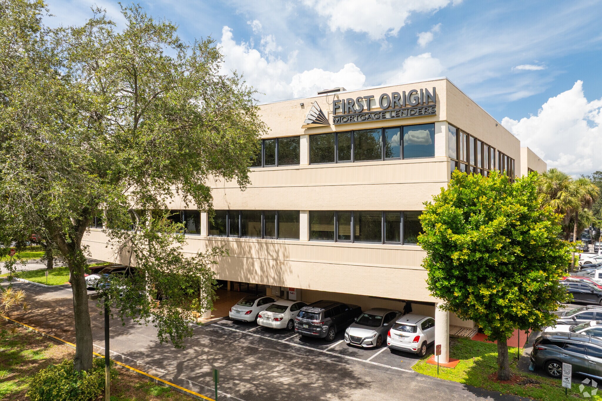 14100 Palmetto Frontage Rd, Miami Lakes, FL for Sale