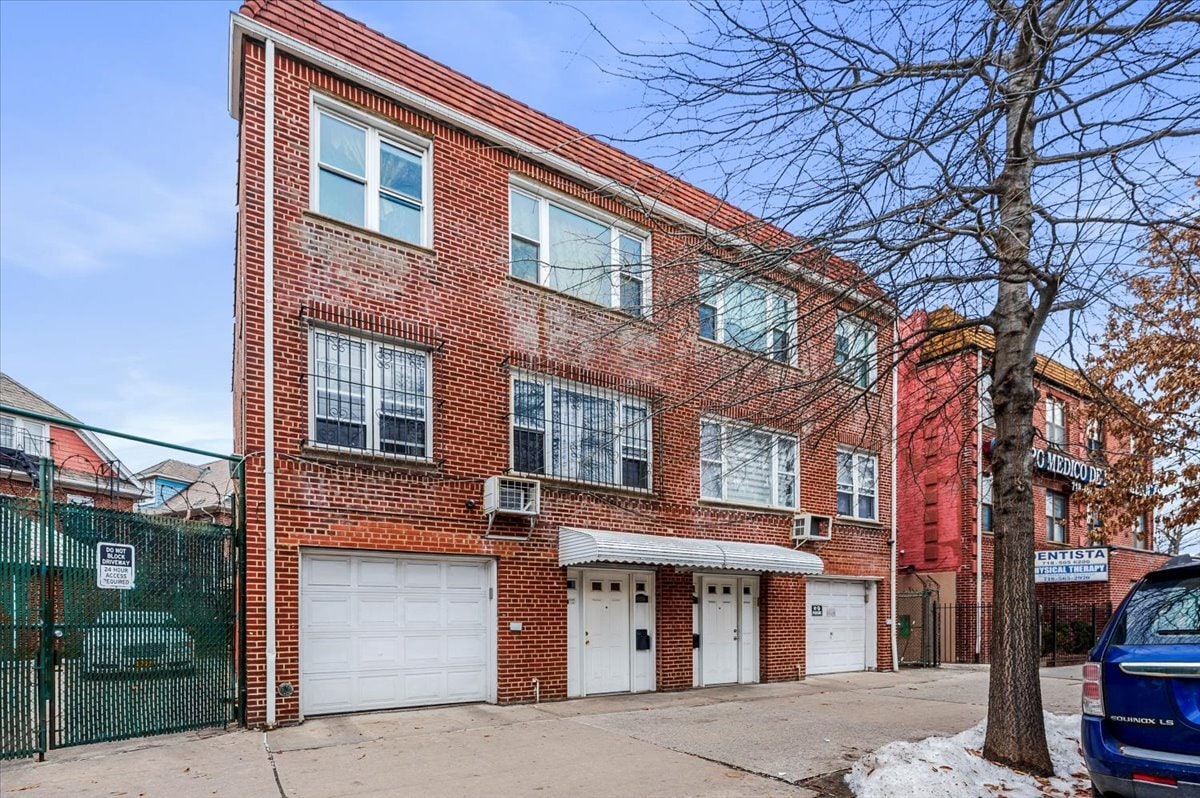 , Jackson Heights, NY for Sale