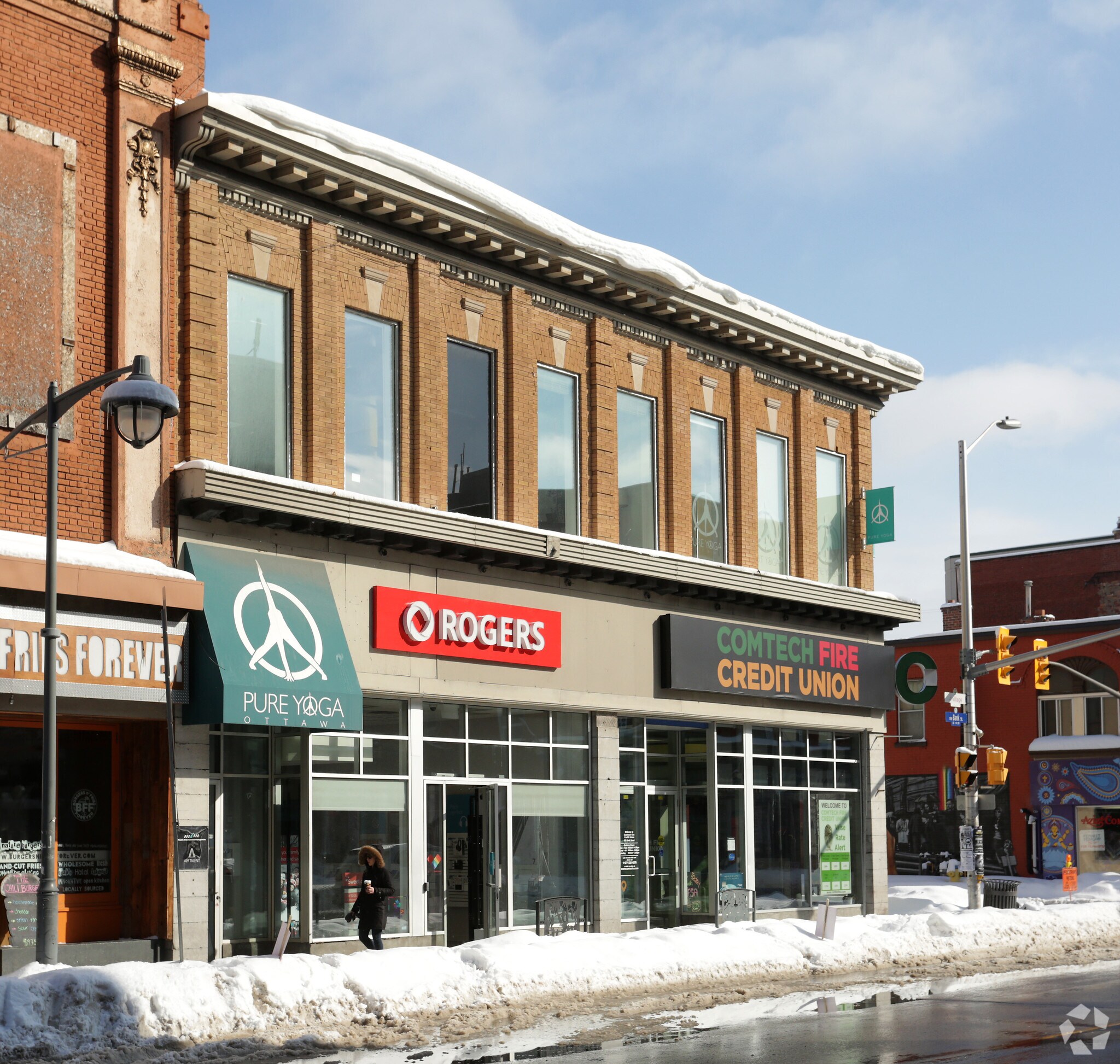 359-363 Bank St, Ottawa, ON for Sale