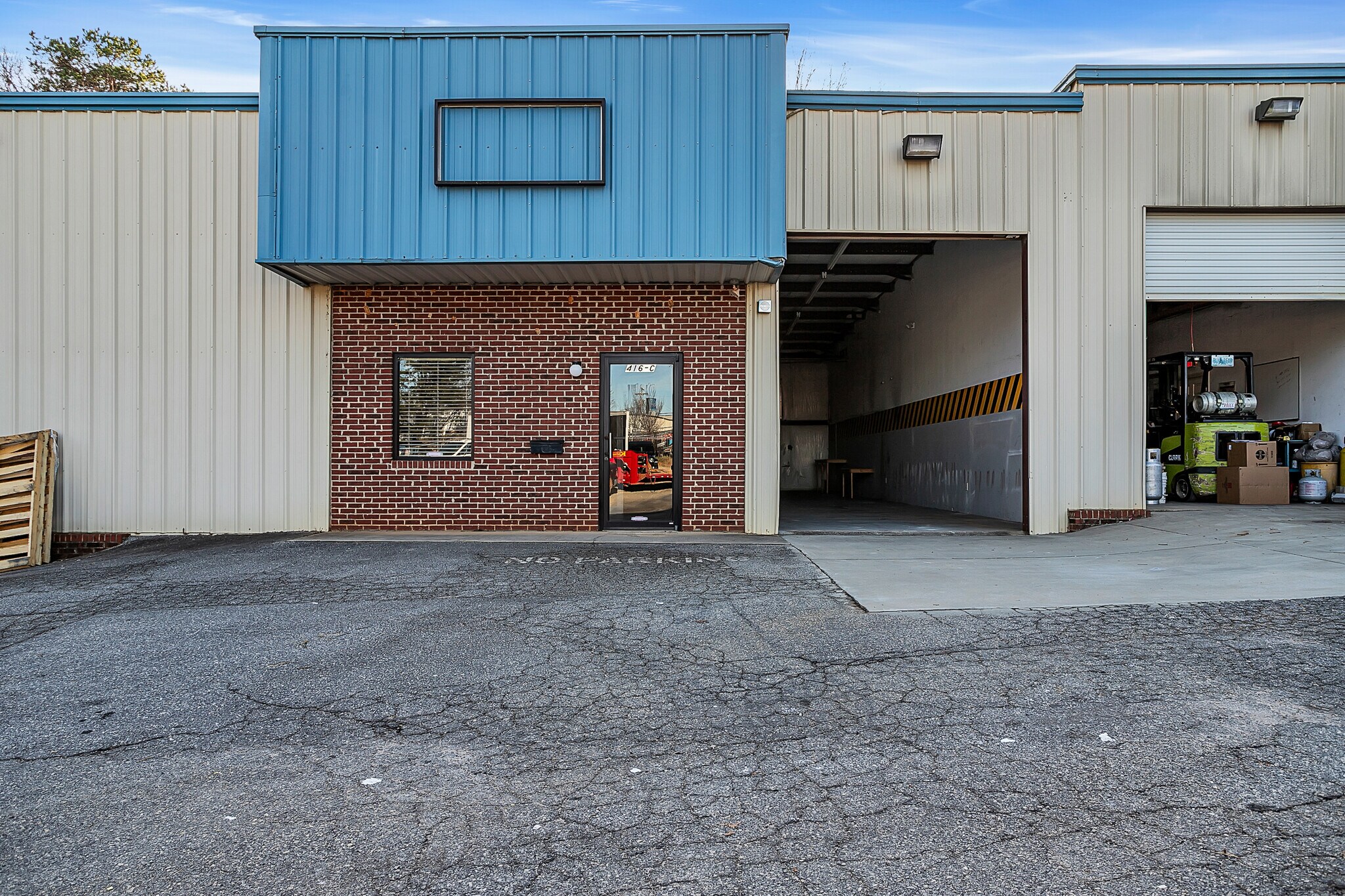 416 S Main St Mauldin, SC 29662 Industrial Property for Lease on