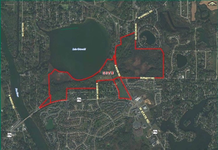 S River Rd, McHenry, IL for Sale