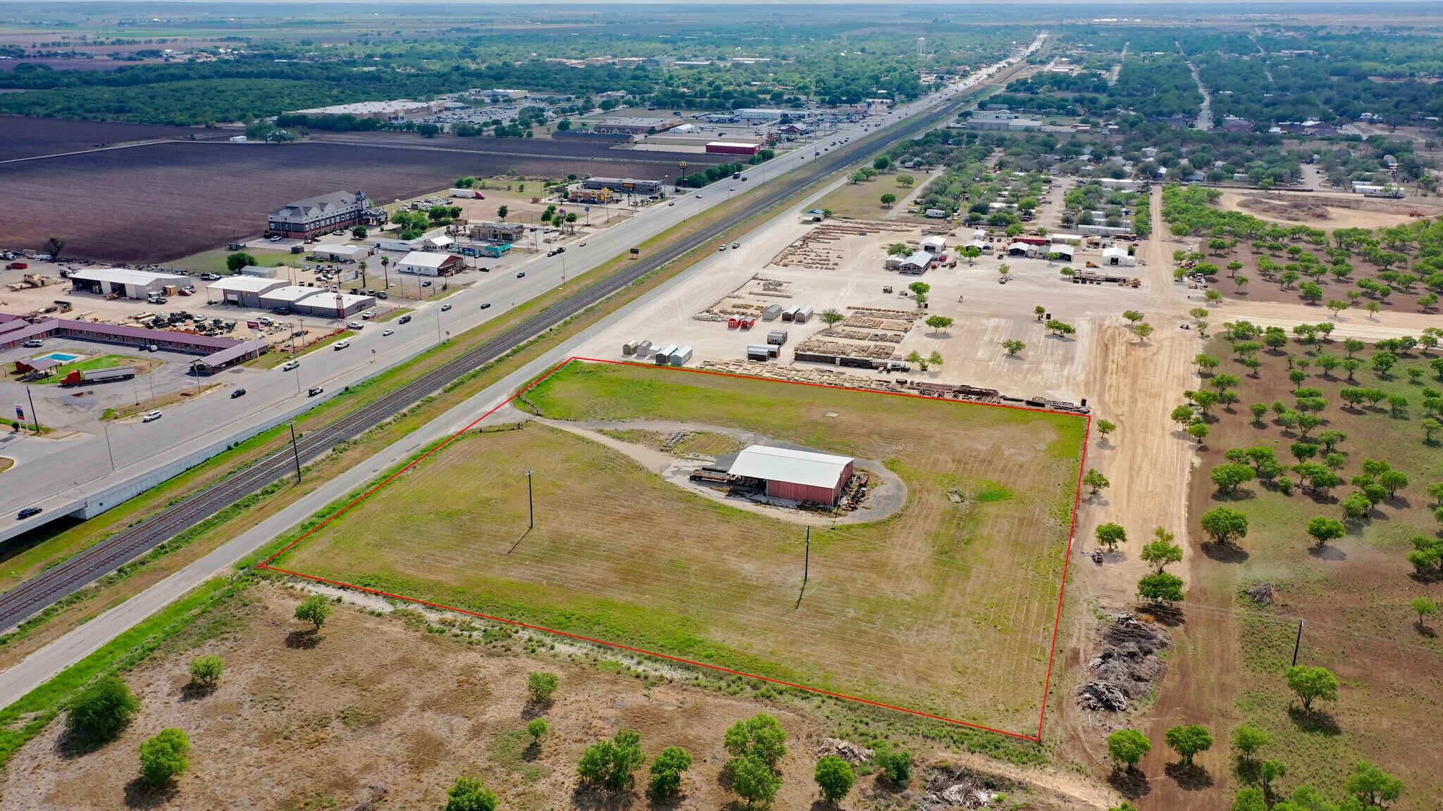 18th Street, Hondo, TX for Sale
