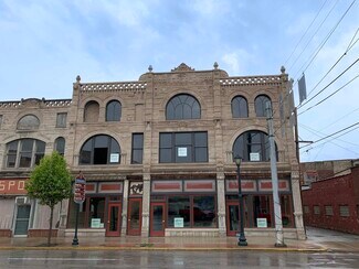 Wabash, IN Storefront Retail/Residential - 231-237 S Wabash St
