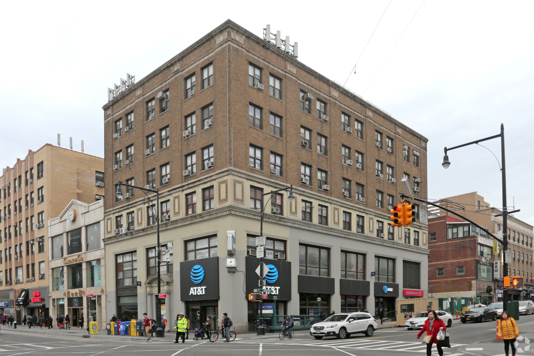 3915-3917 Main St, Flushing, NY for Rent