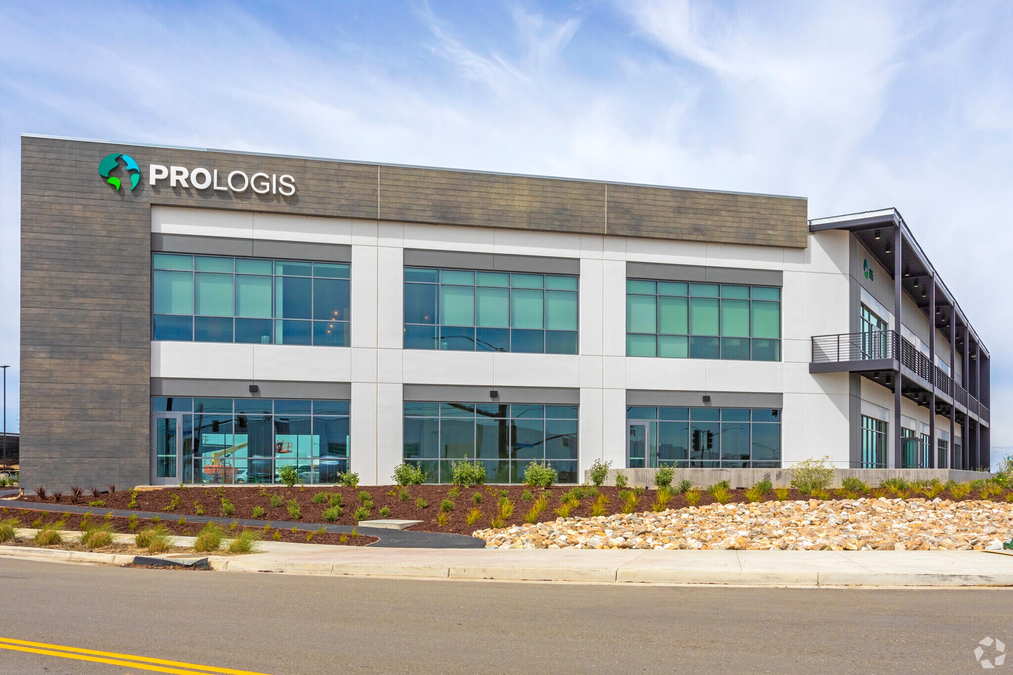 615 International Pky Tracy, CA 95377 Office Property for Lease on