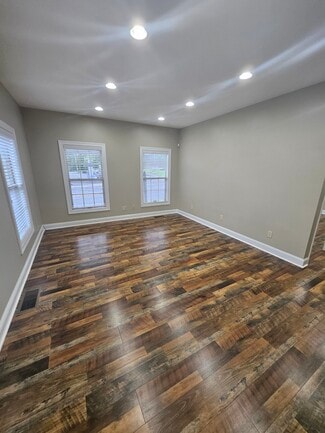 Nicholasville, KY Office - 213 S Main St