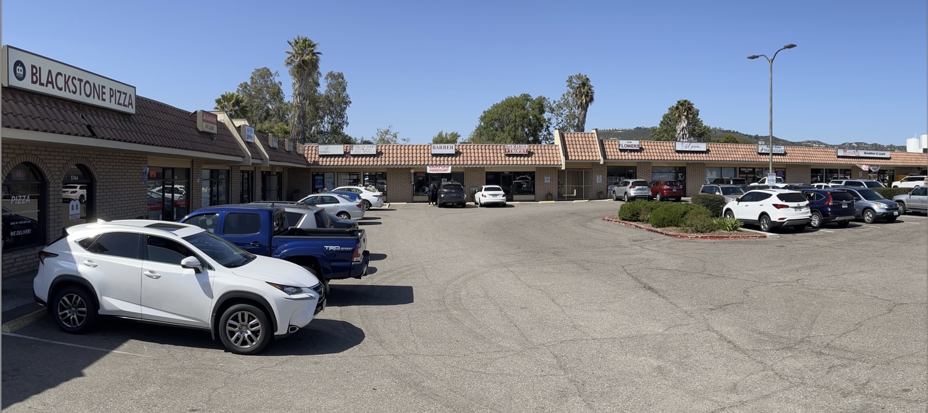 574-578 E Mission Rd, San Marcos, CA for Rent