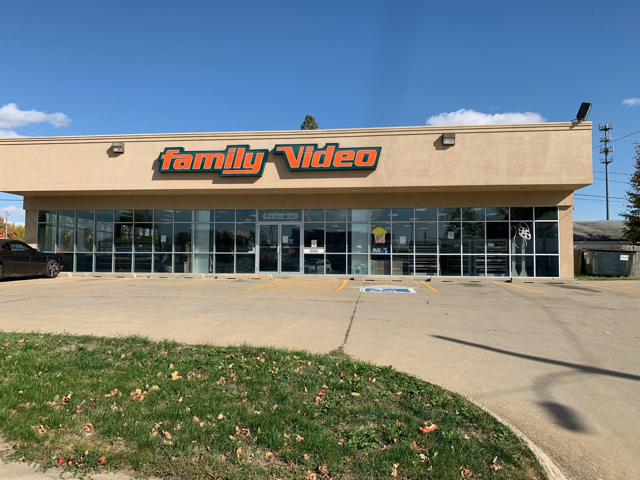 812 A Ave Oskaloosa, IA 52577 Retail Property for Lease on