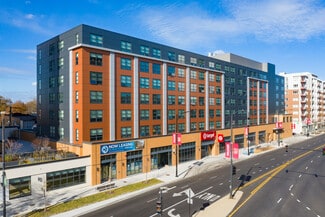 Chicago, IL Retail - 6418 N Sheridan Rd