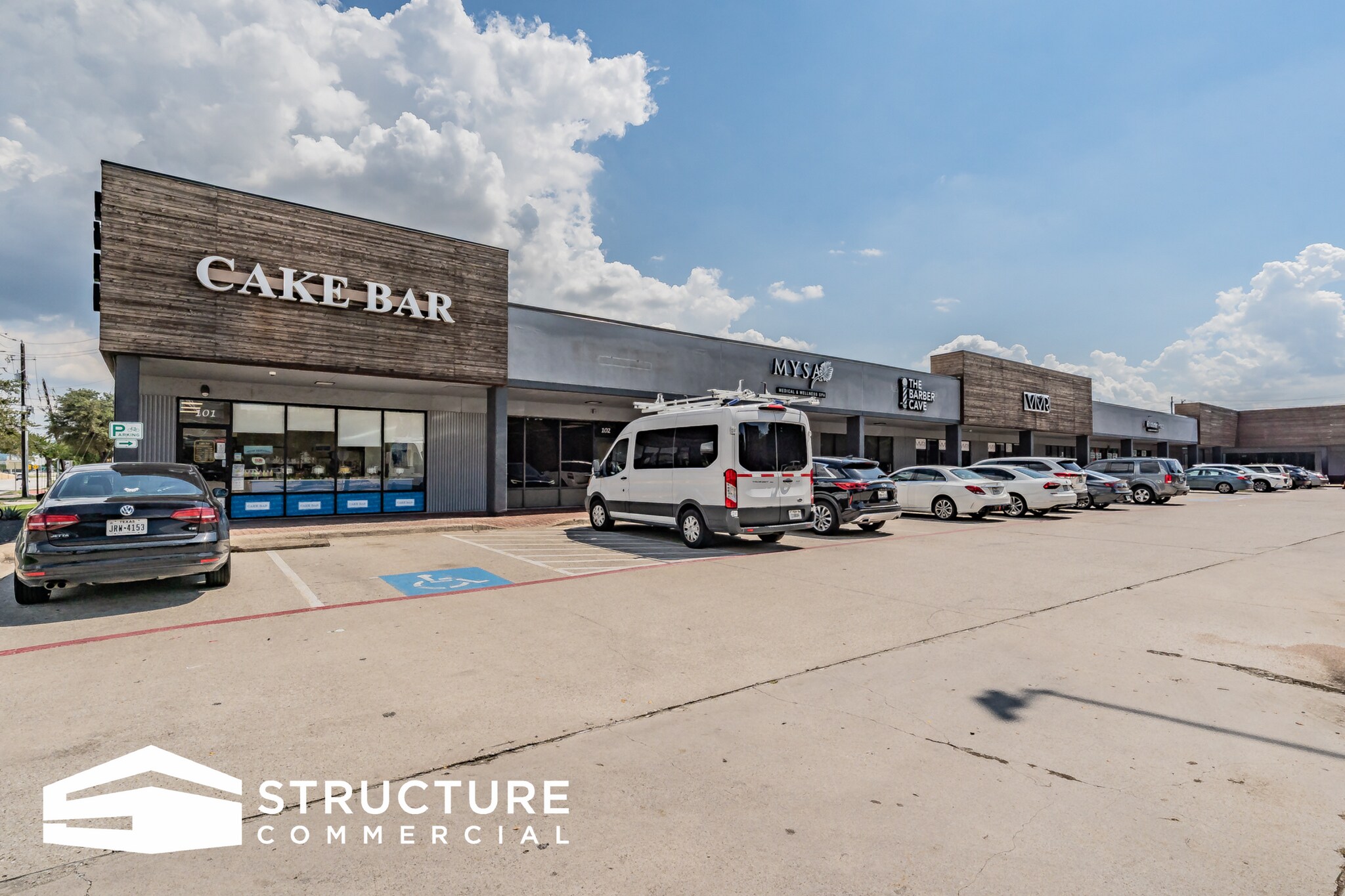 2629 N Stemmons Fwy, Dallas, TX for Rent