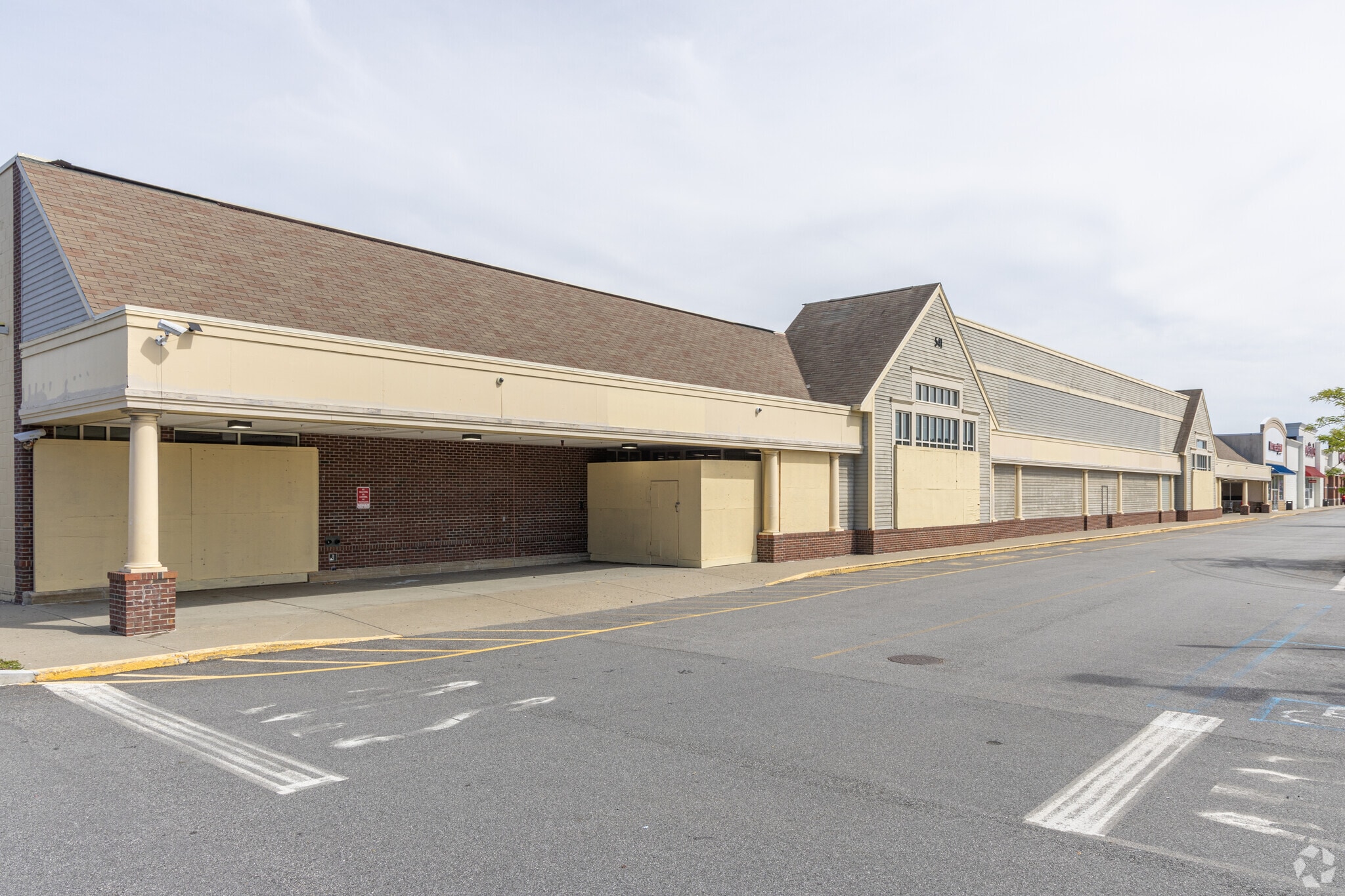 525-543 Lincoln St, Worcester, MA for Rent