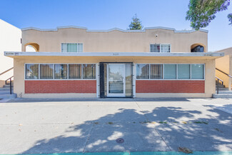 Berkeley, CA Storefront Retail/Residential - 3109 Sacramento St