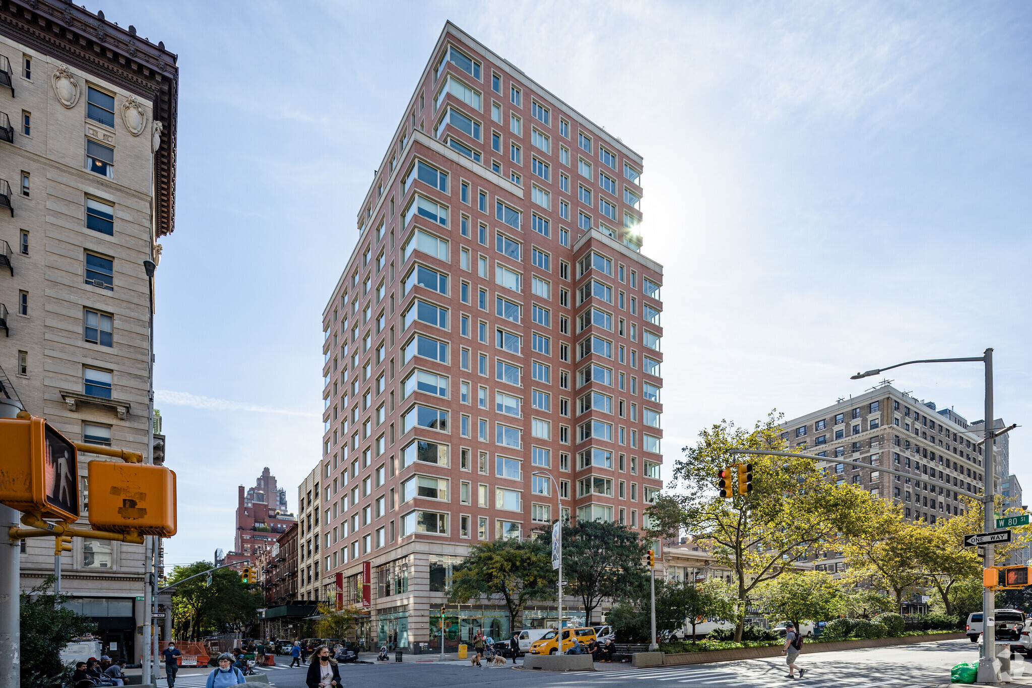 222 W 80th St, New York, NY for Rent