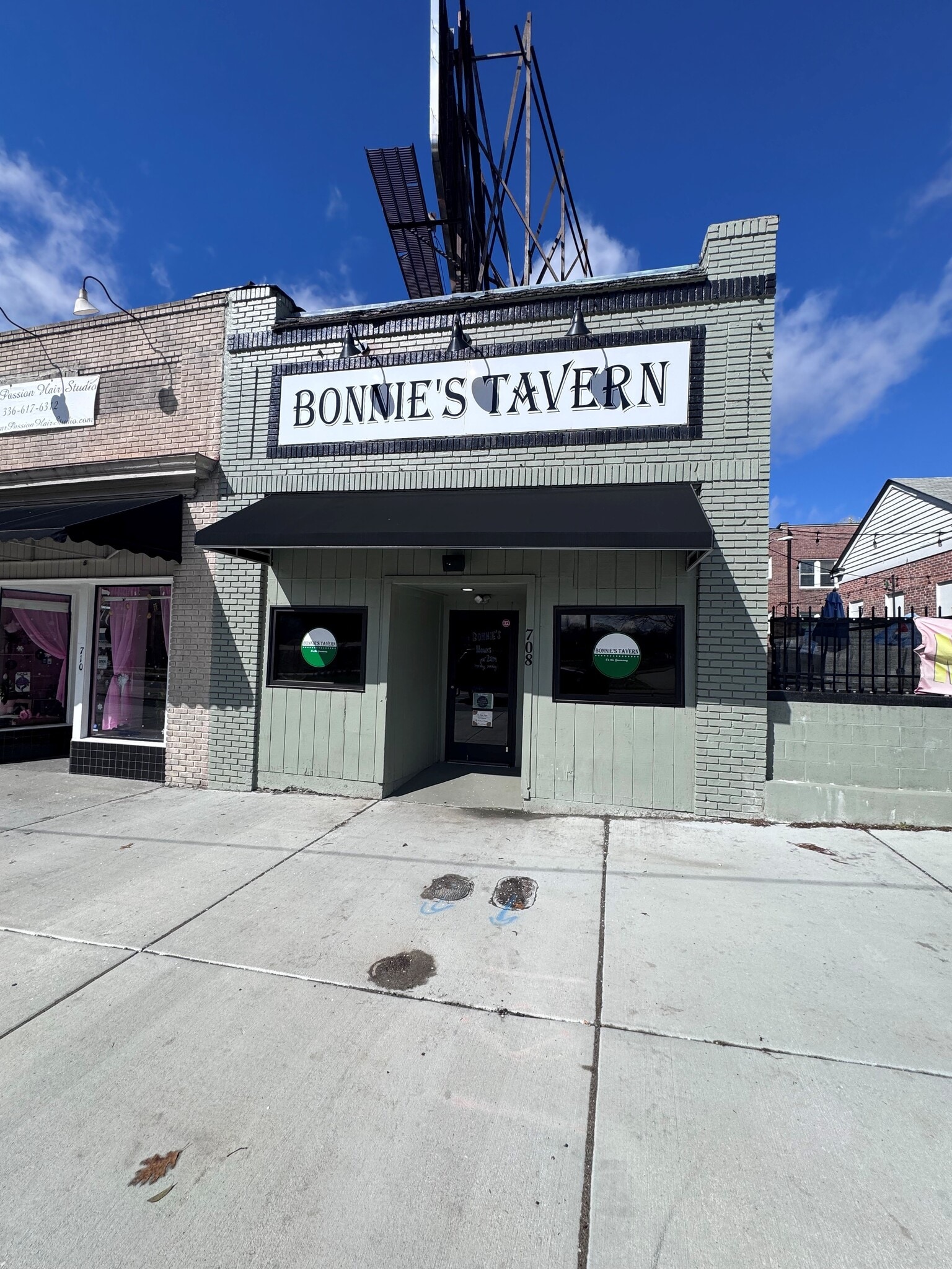 708 W Market St, Greensboro, NC for Sale