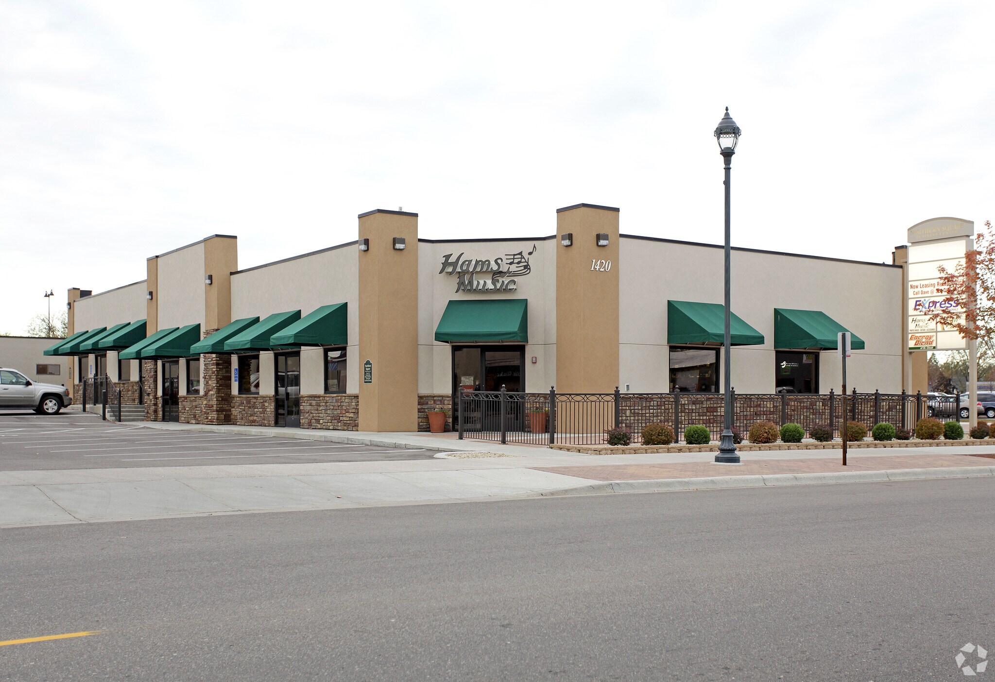 1420 W St Germain St, Saint Cloud, MN for Rent