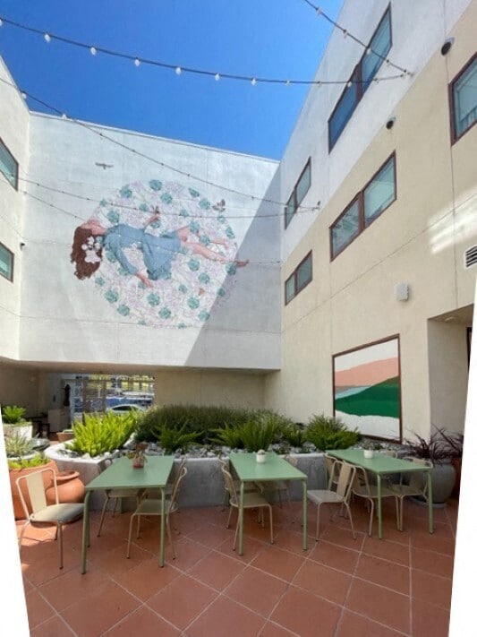 5170 W Adams Blvd, Los Angeles, CA for Rent