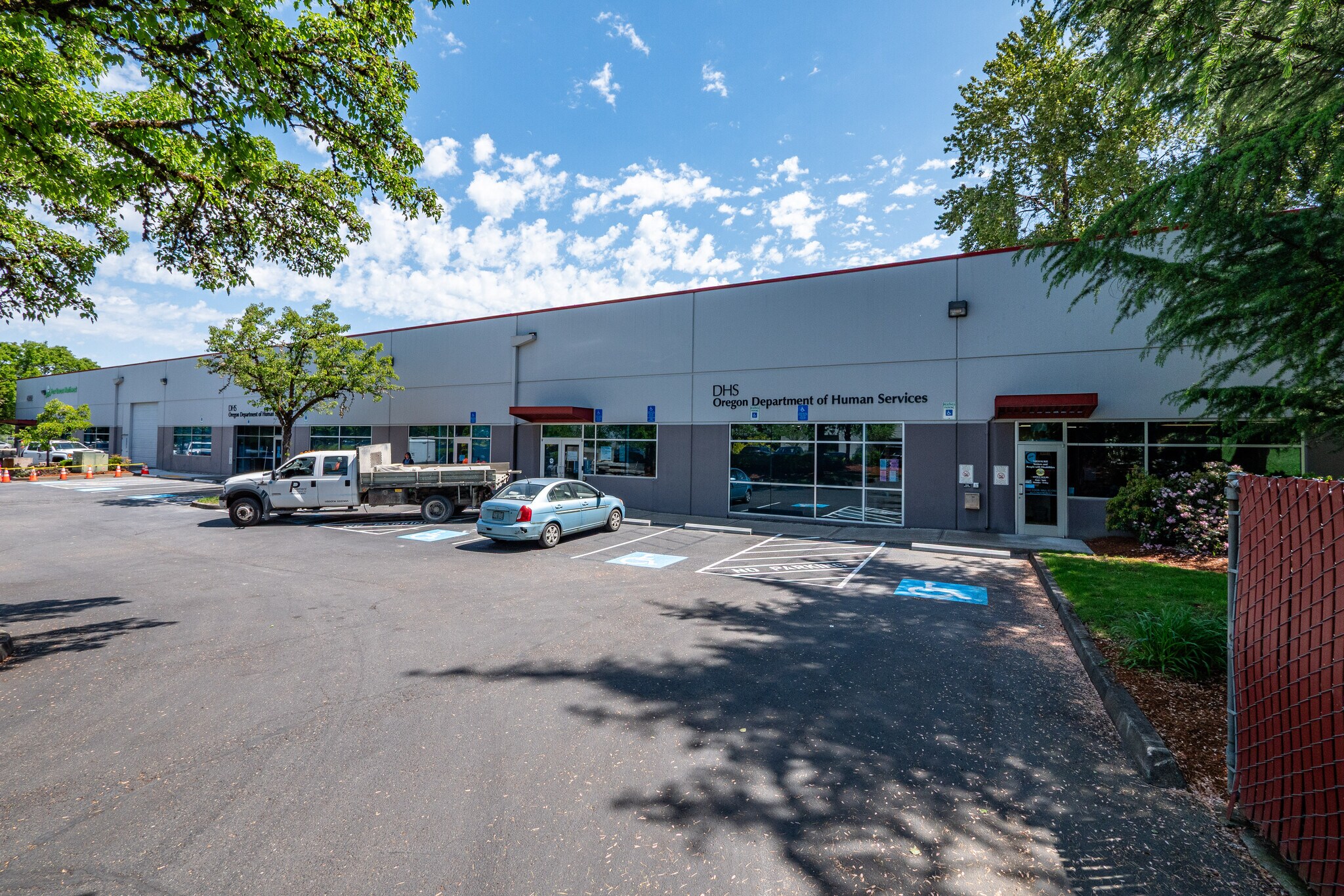 4382 SE International Way, Milwaukie, OR for Sale