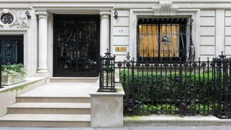 New York, NY Retail - 17 E 82nd St