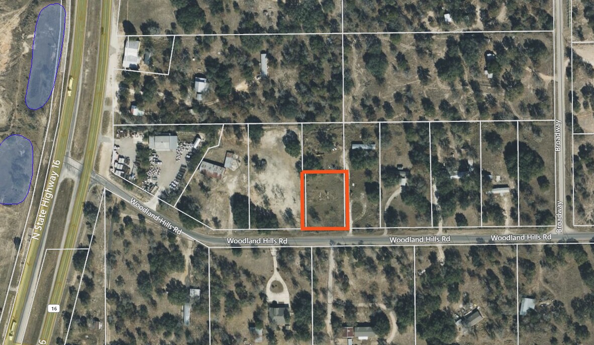 191 Woodland Hills Rd, Poteet, TX for Sale