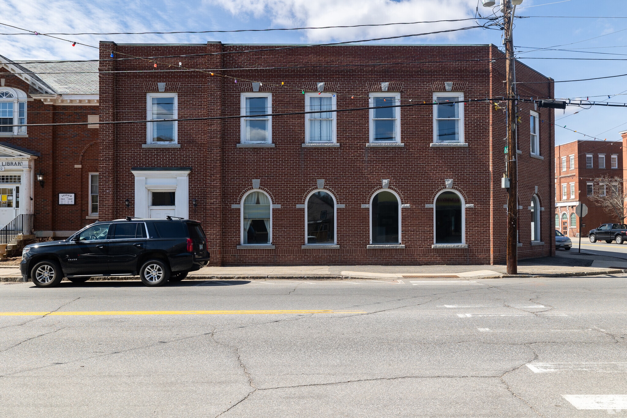 4 Central St, Farmington, NH for Sale