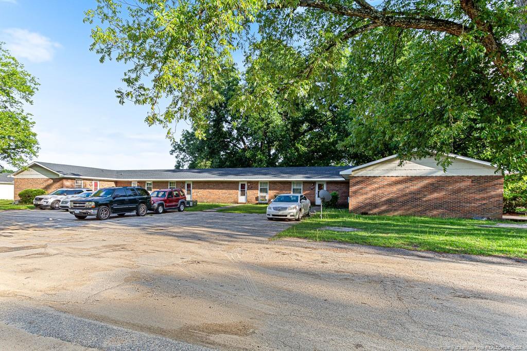 6429 Starbrook Dr, Fayetteville, NC for Sale