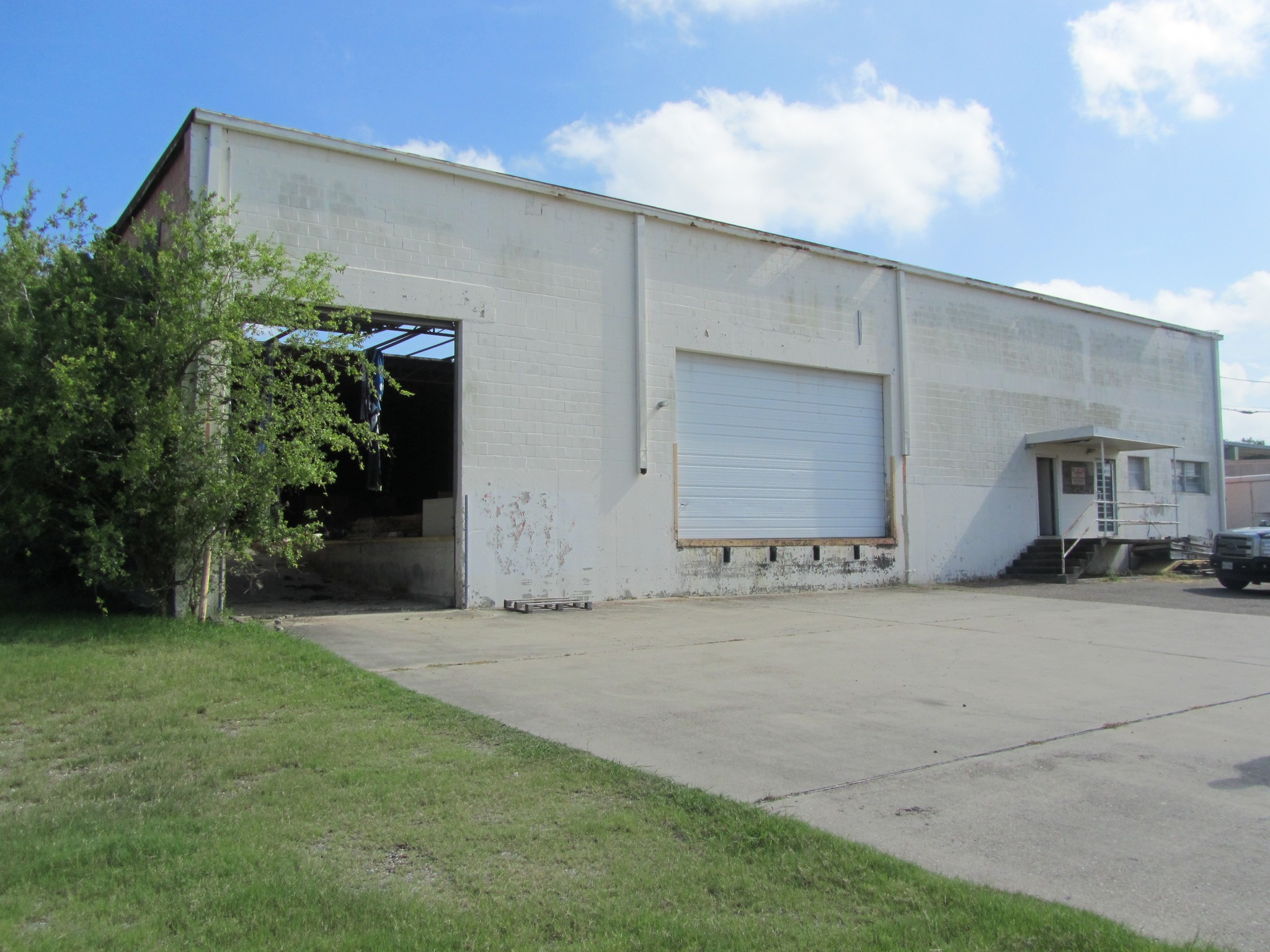 2621 Lipan St, Corpus Christi, TX for Sale